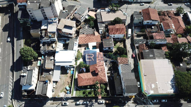 Imagem Casa com 6 Quartos à Venda, 600 m² em Centro - Vila Velha Imagem Casa com 6 Quartos à Venda, 600 m² em Centro - Vila Velha