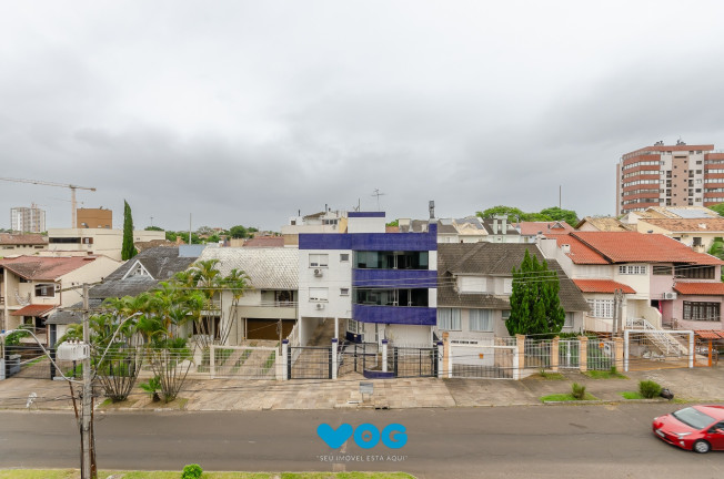 Imagem Imóvel com 3 Quartos à Venda, 195 m² em Jardim Itu - Porto Alegre