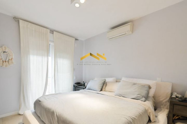 Imagem Apartamento com 4 Quartos à Venda, 246 m² em Pinheiros - São Paulo Imagem Apartamento com 4 Quartos à Venda, 246 m² em Pinheiros - São Paulo