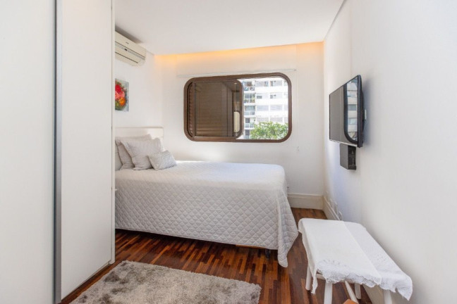 Imagem Imóvel com 3 Quartos à Venda, 120 m² em Moema - São Paulo Imagem Imóvel com 3 Quartos à Venda, 120 m² em Moema - São Paulo
