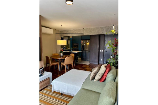 Imagem Imóvel com 2 Quartos à Venda, em Moema - São Paulo Imagem Imóvel com 2 Quartos à Venda, em Moema - São Paulo