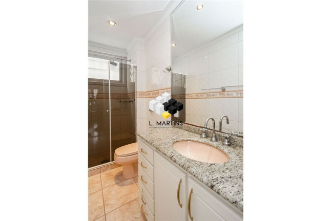 Imagem Apartamento com 3 Quartos à Venda, 131 m² em Higienópolis - Porto Alegre Imagem Apartamento com 3 Quartos à Venda, 131 m² em Higienópolis - Porto Alegre