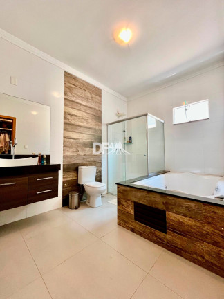 Imagem Casa com 4 Quartos à Venda, 300 m² em Setor Habitacional Vicente Pires - Brasília Imagem Casa com 4 Quartos à Venda, 300 m² em Setor Habitacional Vicente Pires - Brasília