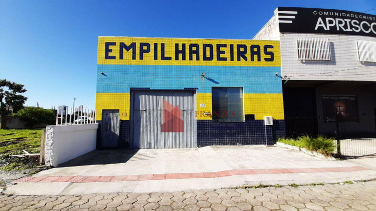 Imagem Galpão para Alugar, 275 m² em São João - Itajaí Imagem Galpão para Alugar, 275 m² em São João - Itajaí