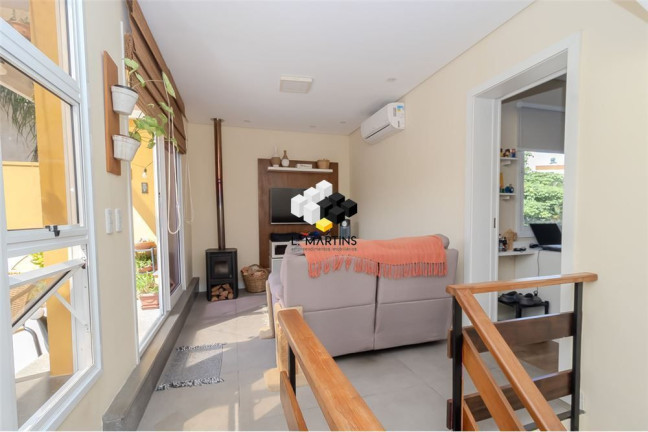 Imagem Casa de Condomínio com 3 Quartos à Venda, 116 m² em Medianeira - Porto Alegre Imagem Casa de Condomínio com 3 Quartos à Venda, 116 m² em Medianeira - Porto Alegre