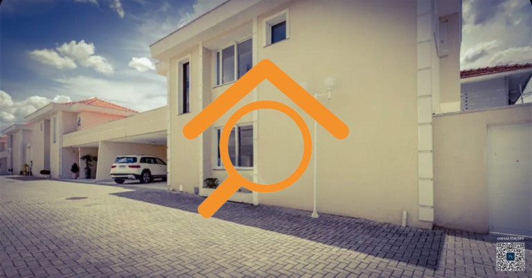 Casa com 3 Quartos à Venda, 212 m² em Interlagos - São Paulo