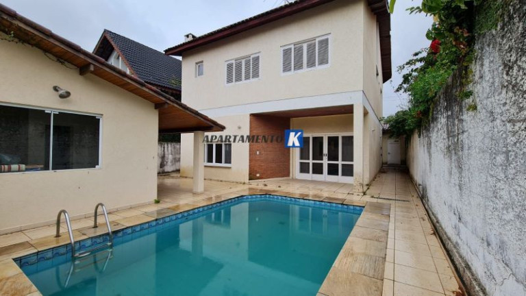 Imagem Imóvel com 4 Quartos à Venda, 340 m² em Alphaville - Santana De Parnaíba Imagem Imóvel com 4 Quartos à Venda, 340 m² em Alphaville - Santana De Parnaíba