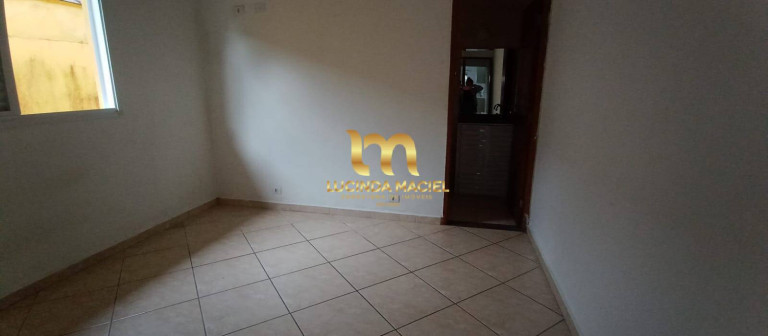 Imagem Casa com 2 Quartos à Venda, 125 m² em Princesa - Praia Grande