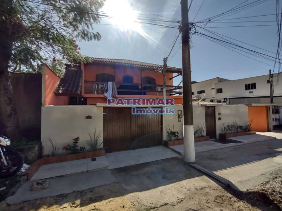 Casa com 4 Quartos à Venda, 380 m² em Itaipuaçu - Maricá
