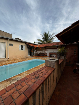 Imagem Casa com 2 Quartos à Venda, 150 m² em Jardim Itamaraty - Mogi Guaçu Imagem Casa com 2 Quartos à Venda, 150 m² em Jardim Itamaraty - Mogi Guaçu