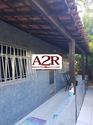 Imagem Casa com 2 Quartos à Venda, 295 m² em Angra Dos Reis