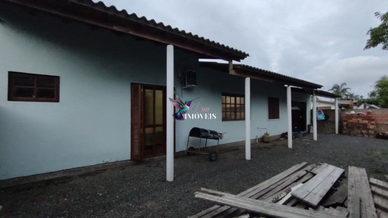 Imagem Casa com 2 Quartos à Venda, 185 m² em Passo Fundo - Guaíba Imagem Casa com 2 Quartos à Venda, 185 m² em Passo Fundo - Guaíba
