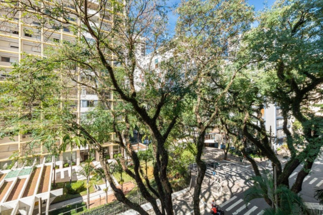 Imagem Imóvel com 3 Quartos à Venda, 216 m² em Higienópolis - São Paulo Imagem Imóvel com 3 Quartos à Venda, 216 m² em Higienópolis - São Paulo