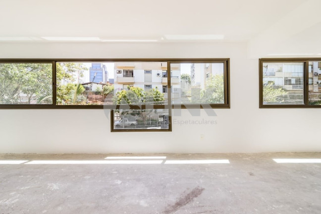 Imagem Apartamento com 3 Quartos à Venda, 169 m² em Petrópolis - Porto Alegre Imagem Apartamento com 3 Quartos à Venda, 169 m² em Petrópolis - Porto Alegre