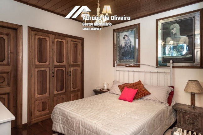 Imagem Casa com 4 Quartos à Venda, 1.199 m² em Toriba - Campos Do Jordão Imagem Casa com 4 Quartos à Venda, 1.199 m² em Toriba - Campos Do Jordão