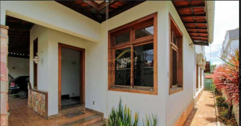 Imagem Casa com 4 Quartos à Venda, 481 m² em Castelo - Belo Horizonte Imagem Casa com 4 Quartos à Venda, 481 m² em Castelo - Belo Horizonte