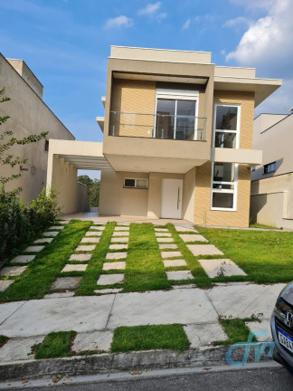 Casa com 3 Quartos à Venda, 210 m² em Fazenda Rodeio - Mogi Das Cruzes