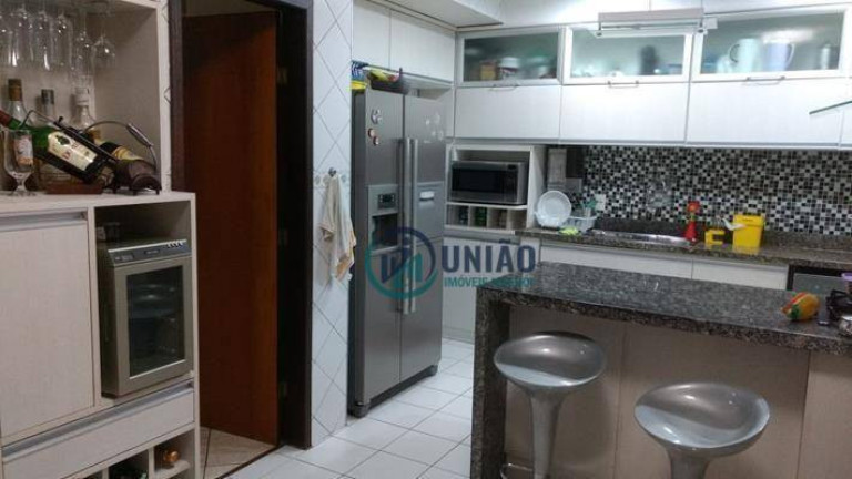 Imagem Casa com 4 Quartos à Venda, 320 m² em Itaipu - Niterói Imagem Casa com 4 Quartos à Venda, 320 m² em Itaipu - Niterói