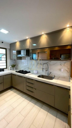 Imagem Imóvel com 4 Quartos à Venda, 142 m² em Alphaville I - Salvador Imagem Imóvel com 4 Quartos à Venda, 142 m² em Alphaville I - Salvador