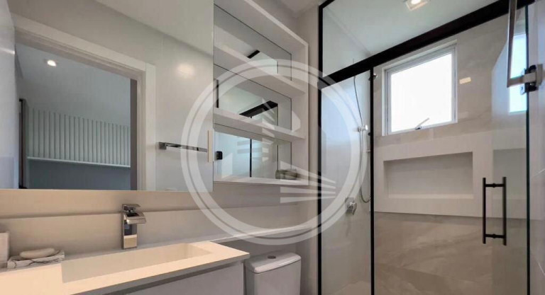 Imagem Apartamento com 4 Quartos à Venda, 151 m² em Centro - Balneário Camboriú Imagem Apartamento com 4 Quartos à Venda, 151 m² em Centro - Balneário Camboriú