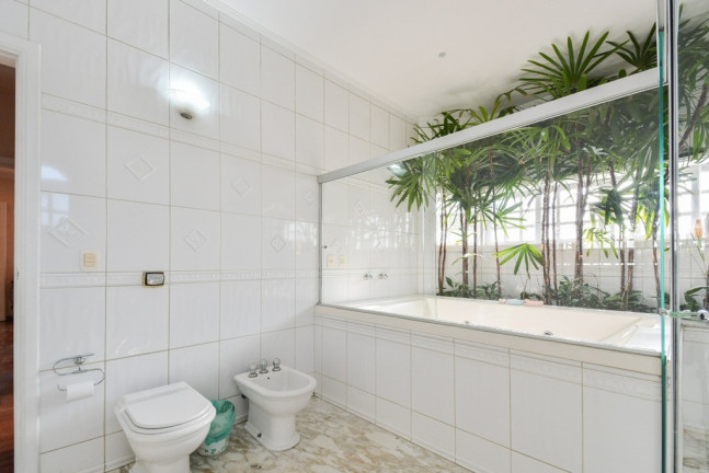 Imagem Casa com 4 Quartos à Venda, 450 m² em Caxingui - São Paulo