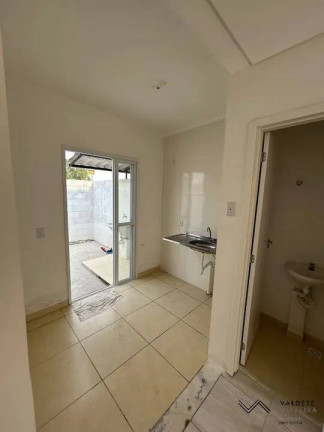 Imagem Sobrado com 2 Quartos à Venda, 67 m² em Jardim Santa Inês Iii - São José Dos Campos