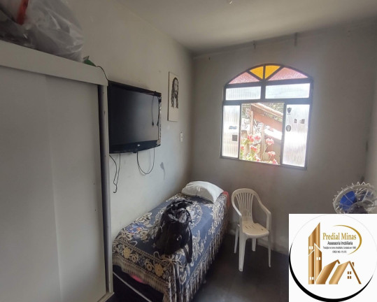 Imagem Casa com 5 Quartos à Venda, 240 m² em Jardim Dos Comerciários (venda Nova) - Belo Horizonte