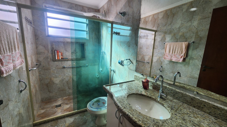 Imagem Apartamento com 3 Quartos à Venda, 152 m² em Gonzaga - Santos Imagem Apartamento com 3 Quartos à Venda, 152 m² em Gonzaga - Santos