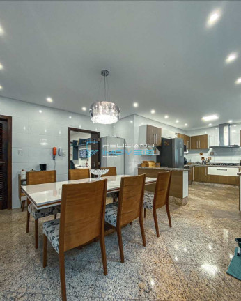 Imagem Casa com 3 Quartos à Venda, 350 m² em Canto Do Forte - Praia Grande Imagem Casa com 3 Quartos à Venda, 350 m² em Canto Do Forte - Praia Grande