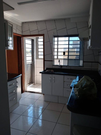 Imagem Casa à Venda, 262 m² em Centro - Arapongas Imagem Casa à Venda, 262 m² em Centro - Arapongas