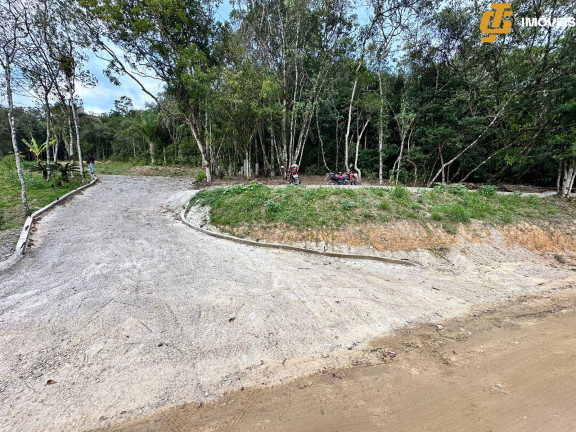 Imagem Terreno à Venda, 1.950 m² em Rio Do Meio - Camboriú Imagem Terreno à Venda, 1.950 m² em Rio Do Meio - Camboriú
