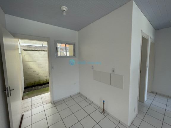 Imagem Casa com 2 Quartos à Venda, 41 m² em Olaria - Canoas Imagem Casa com 2 Quartos à Venda, 41 m² em Olaria - Canoas