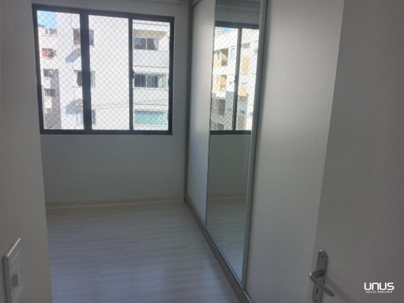 Imagem Apartamento com 2 Quartos à Venda, 61 m² em Abraão - Florianópolis