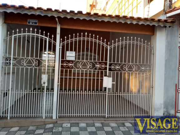 Imagem Casa com 4 Quartos à Venda, em Centro - Jacareí Imagem Casa com 4 Quartos à Venda, em Centro - Jacareí