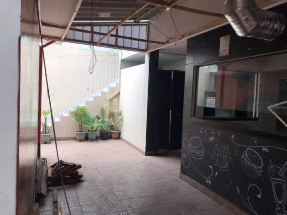 Imagem Casa com 1 Quarto à Venda, 250 m² em Socorro - São Paulo Imagem Casa com 1 Quarto à Venda, 250 m² em Socorro - São Paulo