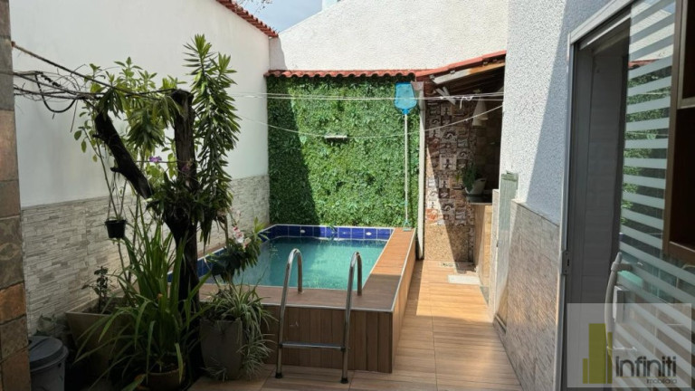 Imagem Casa de Condomínio com 5 Quartos à Venda, 120 m² em Jacarepaguá - Rio De Janeiro Imagem Casa de Condomínio com 5 Quartos à Venda, 120 m² em Jacarepaguá - Rio De Janeiro