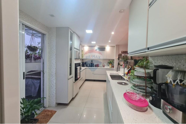 Imagem Apartamento com 4 Quartos à Venda, 171 m² em Jacarepaguá - Rio De Janeiro