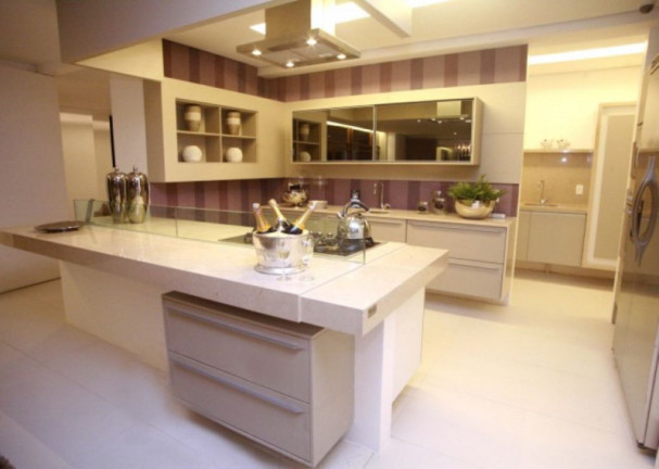 Imagem Apartamento com 4 Quartos à Venda, 220 m² Imagem Apartamento com 4 Quartos à Venda, 220 m²