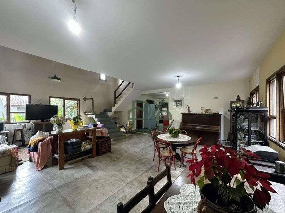 Imagem Casa com 4 Quartos à Venda, 303 m² em Vila Diva - Carapicuíba Imagem Casa com 4 Quartos à Venda, 303 m² em Vila Diva - Carapicuíba