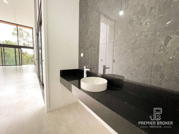 Imagem Casa com 4 Quartos à Venda, 330 m² em Várzea - Teresópolis Imagem Casa com 4 Quartos à Venda, 330 m² em Várzea - Teresópolis