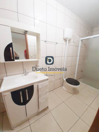 Imagem Sobrado com 4 Quartos à Venda, 268 m² em Tancredo Neves - Santa Maria