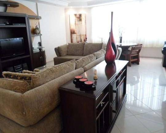 Imagem Apartamento com 4 Quartos à Venda, 162 m² em Pitangueiras - Guarujá
