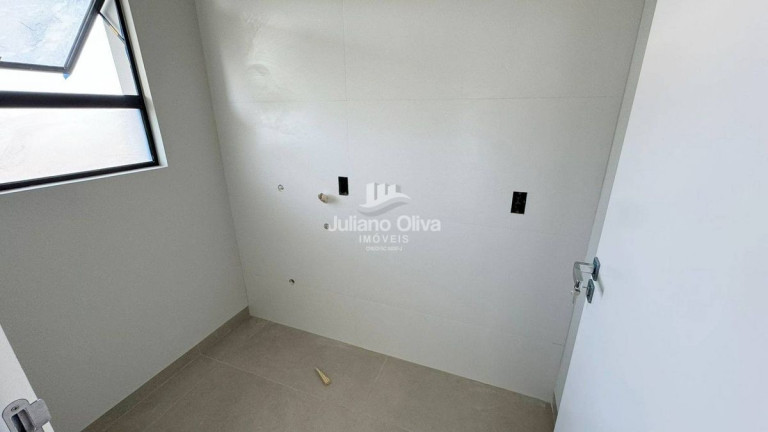 Imagem Apartamento com 3 Quartos à Venda, 88 m² em Barra Do Sai - Itapoá