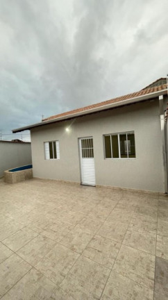 Imagem Casa com 2 Quartos à Venda, 63 m² em Itaguai - Mongaguá
