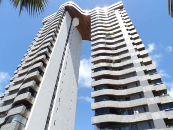 Imagem Apartamento com 4 Quartos à Venda, 220 m² Imagem Apartamento com 4 Quartos à Venda, 220 m²