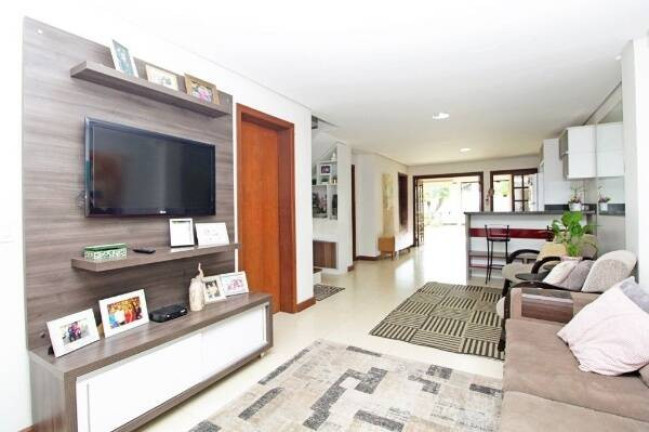 Imagem Casa com 3 Quartos à Venda, 192 m² em Passo Das Pedras - Porto Alegre Imagem Casa com 3 Quartos à Venda, 192 m² em Passo Das Pedras - Porto Alegre