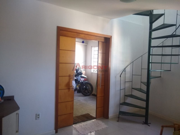 Imagem Sobrado com 3 Quartos à Venda, 210 m² em Pinheiro Machado - Santa Maria Imagem Sobrado com 3 Quartos à Venda, 210 m² em Pinheiro Machado - Santa Maria