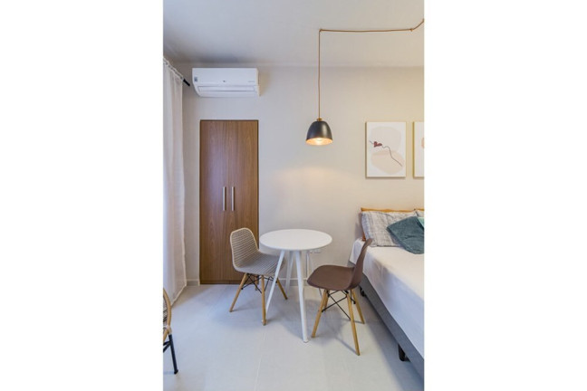 Imagem Imóvel com 1 Quarto à Venda, em Auxiliadora - Porto Alegre Imagem Imóvel com 1 Quarto à Venda, em Auxiliadora - Porto Alegre