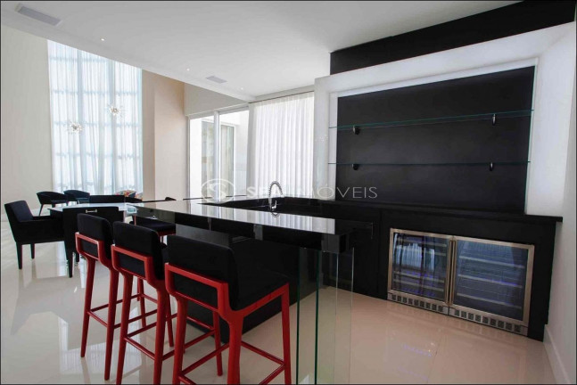 Imagem Apartamento com 3 Quartos à Venda, 128 m² em Centro - Balneário Camboriú Imagem Apartamento com 3 Quartos à Venda, 128 m² em Centro - Balneário Camboriú