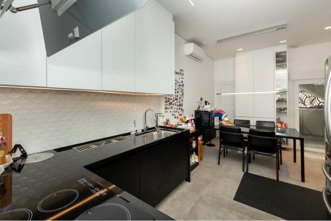 Imagem Casa com 4 Quartos à Venda, 256 m² em Planalto Paulista - São Paulo Imagem Casa com 4 Quartos à Venda, 256 m² em Planalto Paulista - São Paulo